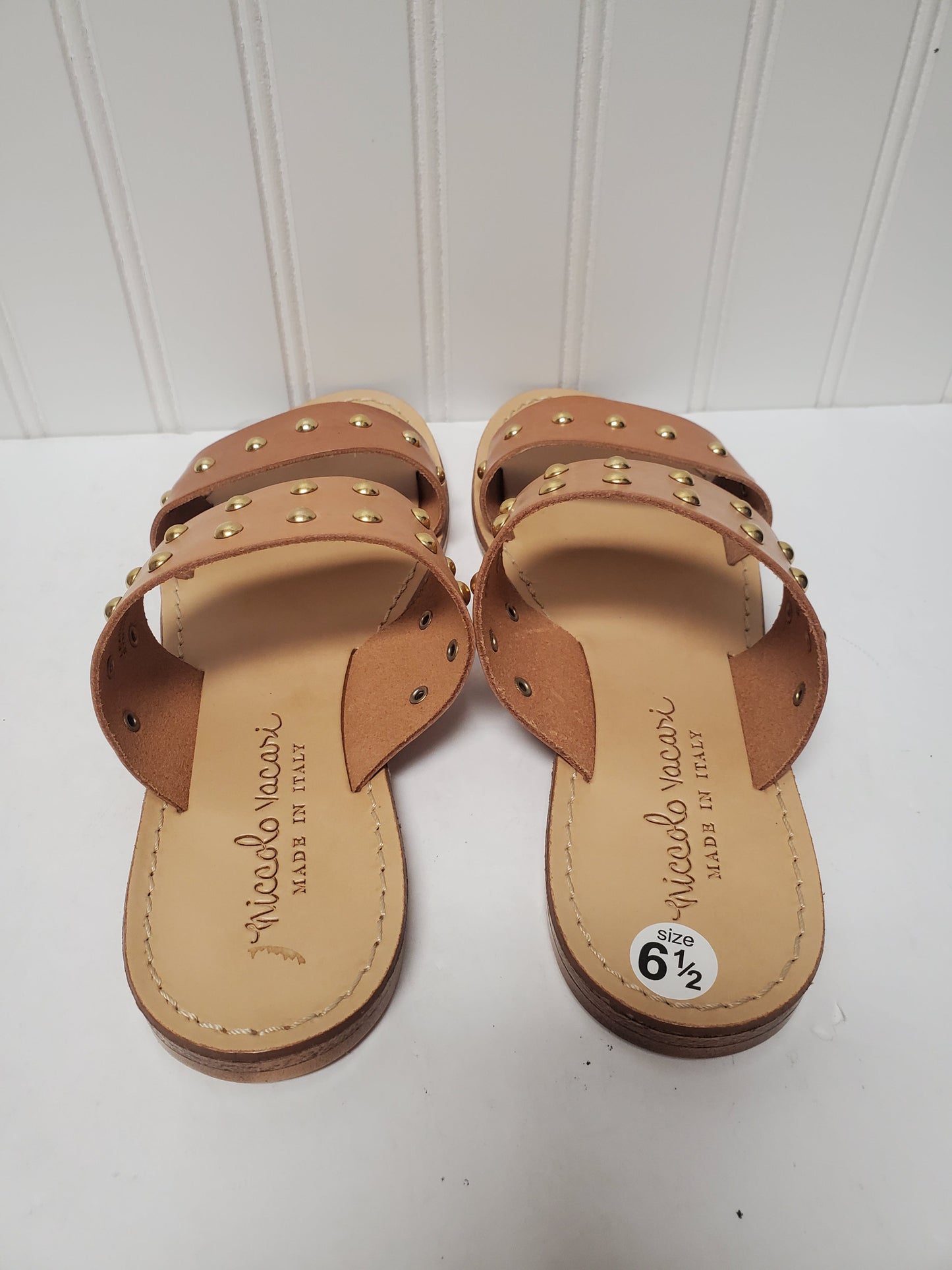 Sandals Flats By Cmb  Size: 6.5