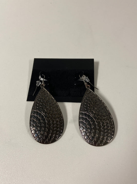 Earrings Dangle/drop By Clothes Mentor