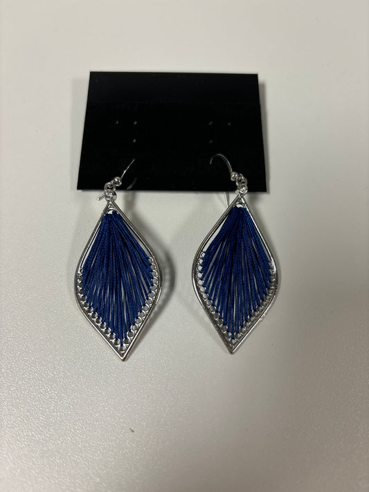 Earrings Dangle/drop Clothes Mentor