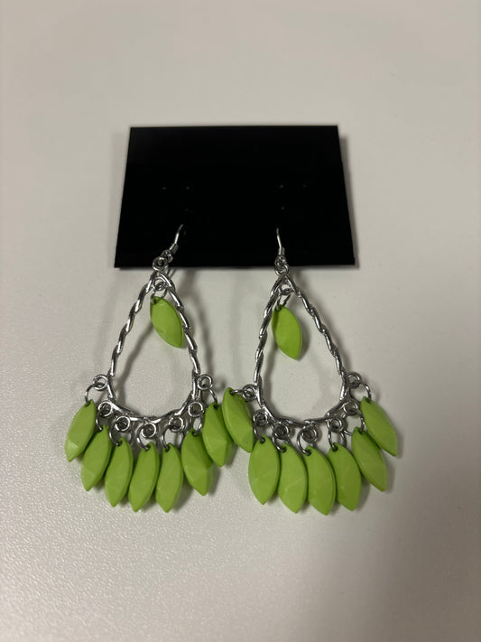 Earrings Dangle/drop Clothes Mentor