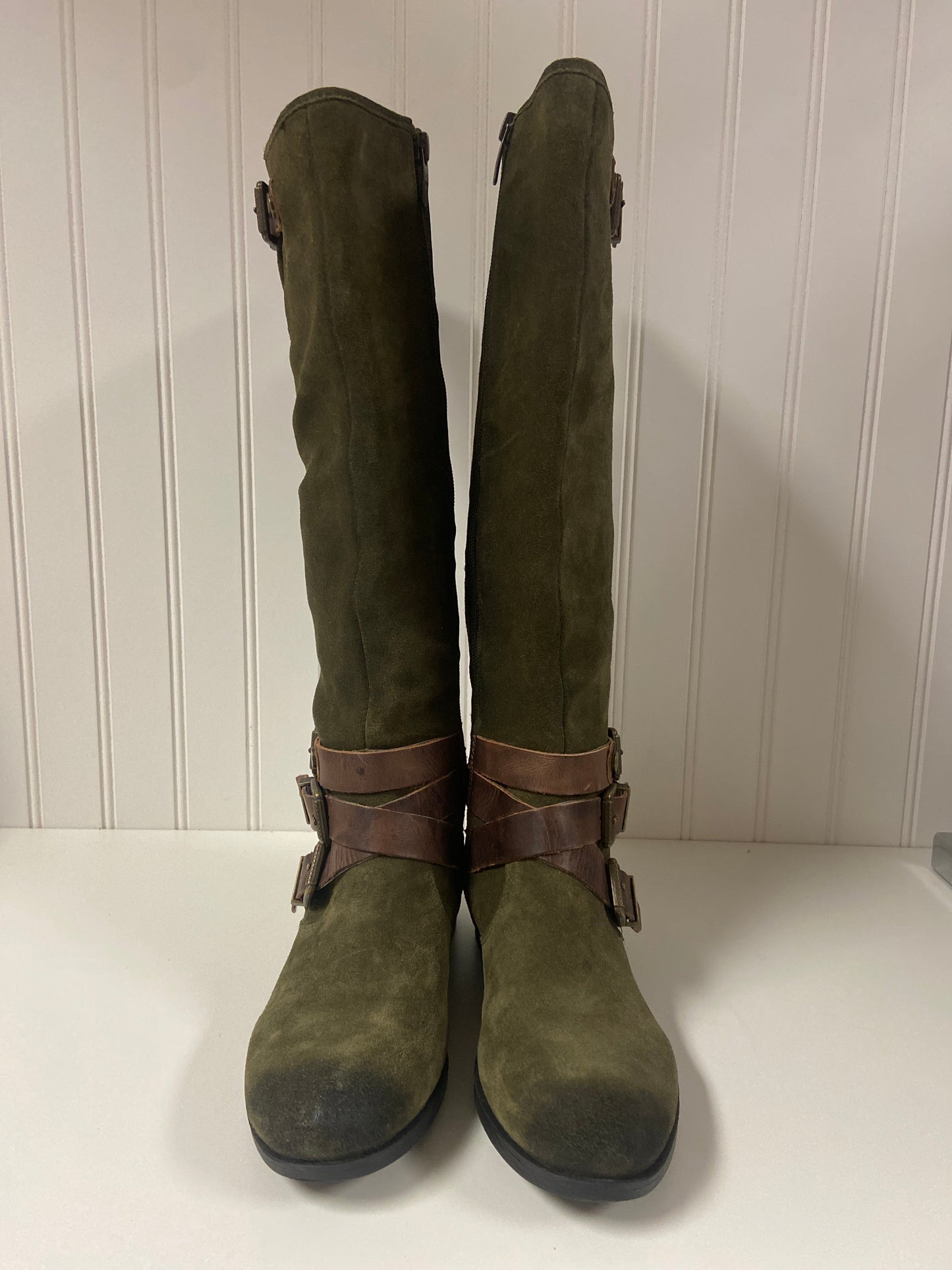 Green Boots Knee Flats Marc Fisher, Size 8