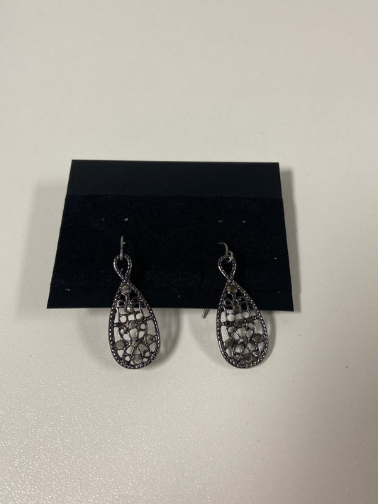 Earrings Dangle/drop Clothes Mentor