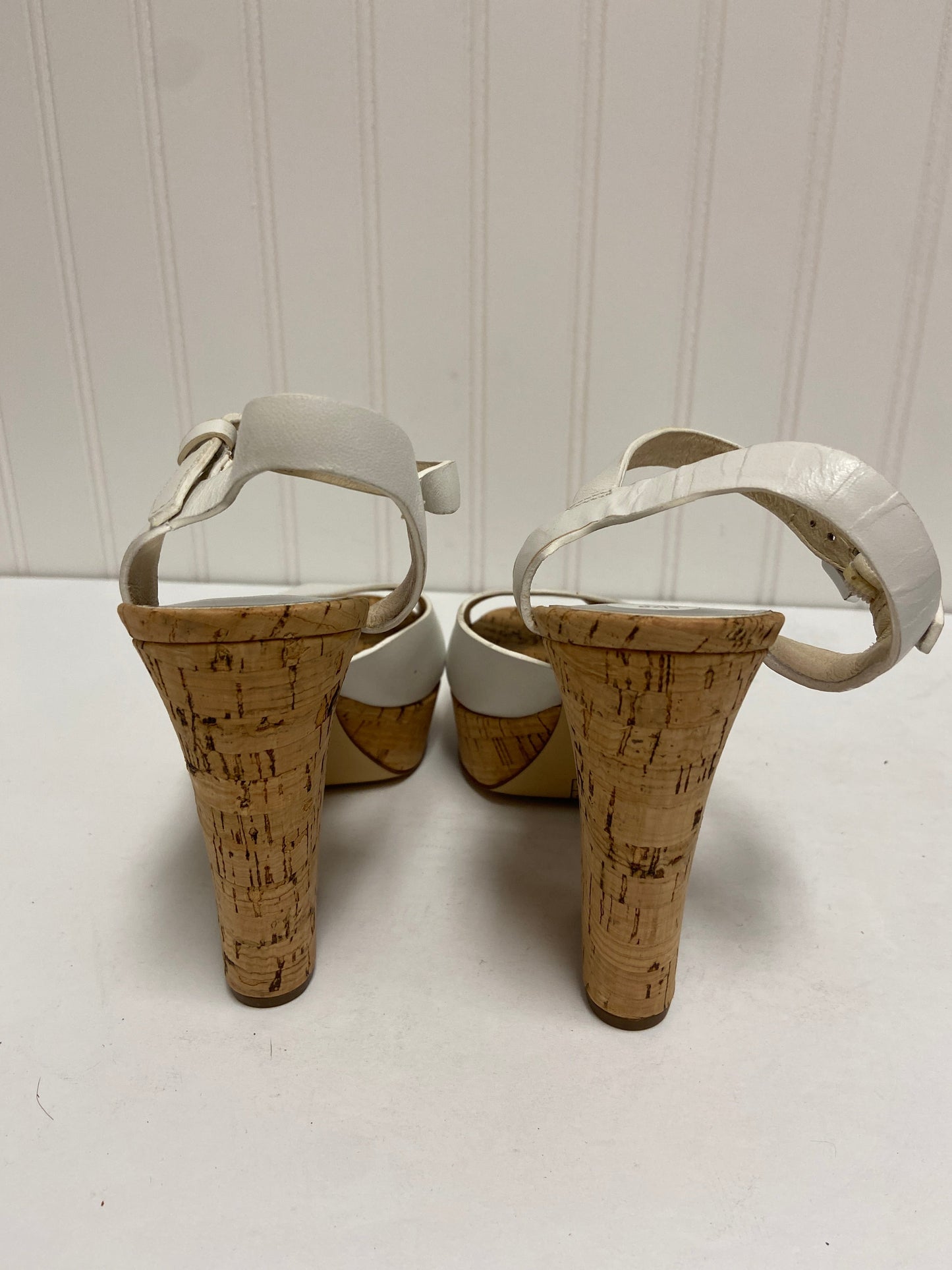 White Sandals Heels Block Michael By Michael Kors, Size 6.5
