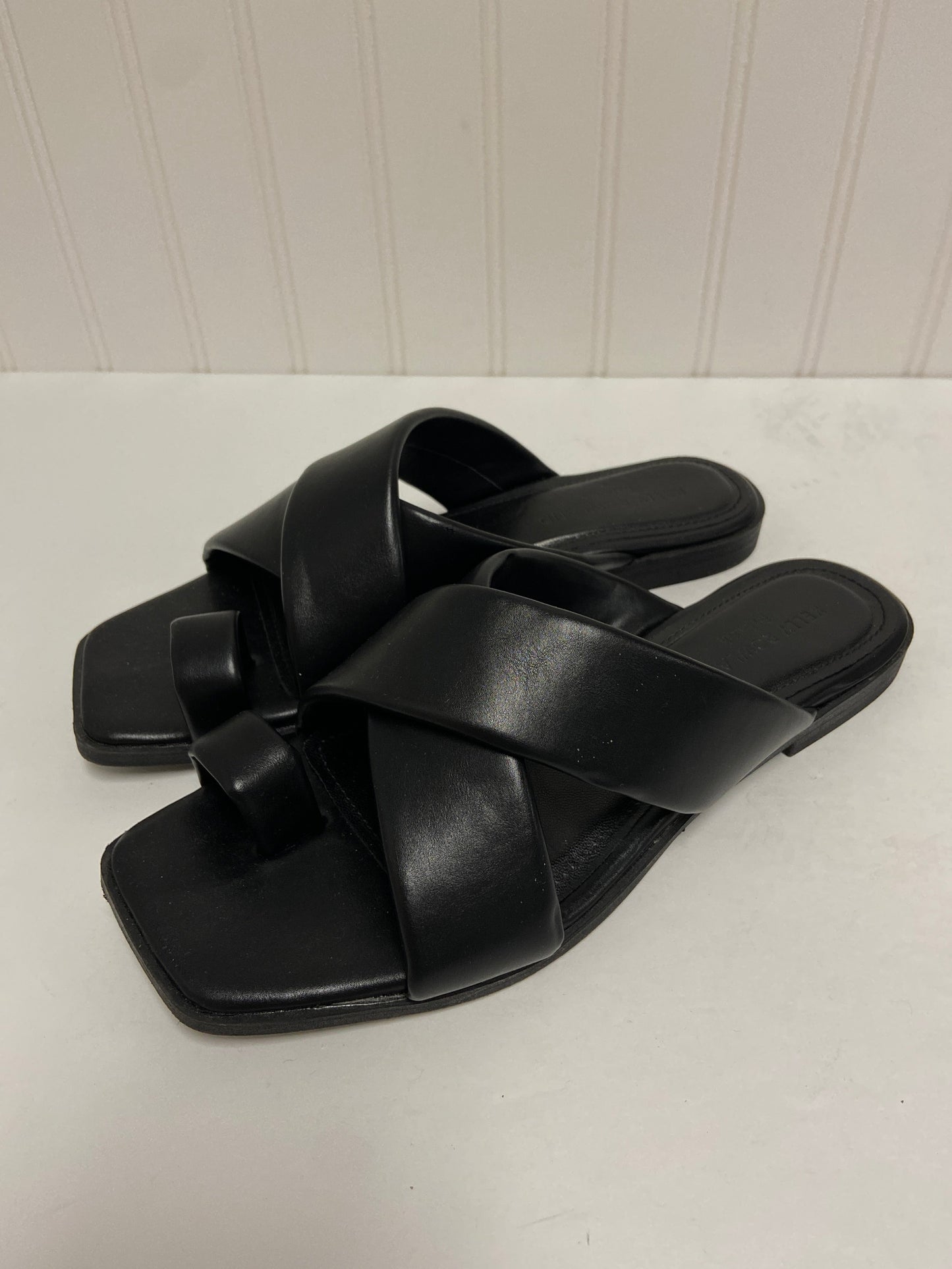 Black Sandals Flats Clothes Mentor, Size 8