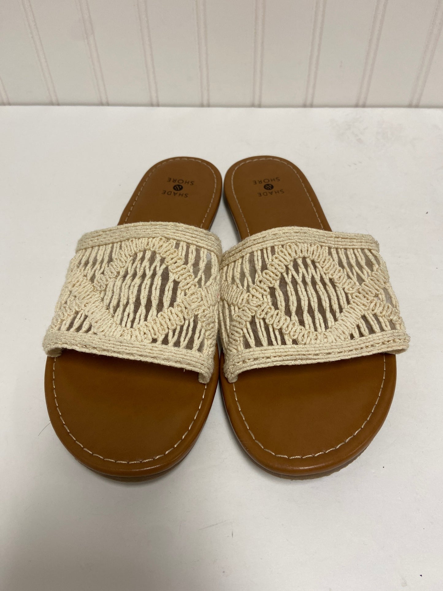 Beige Sandals Flats Shade & Shore, Size 8