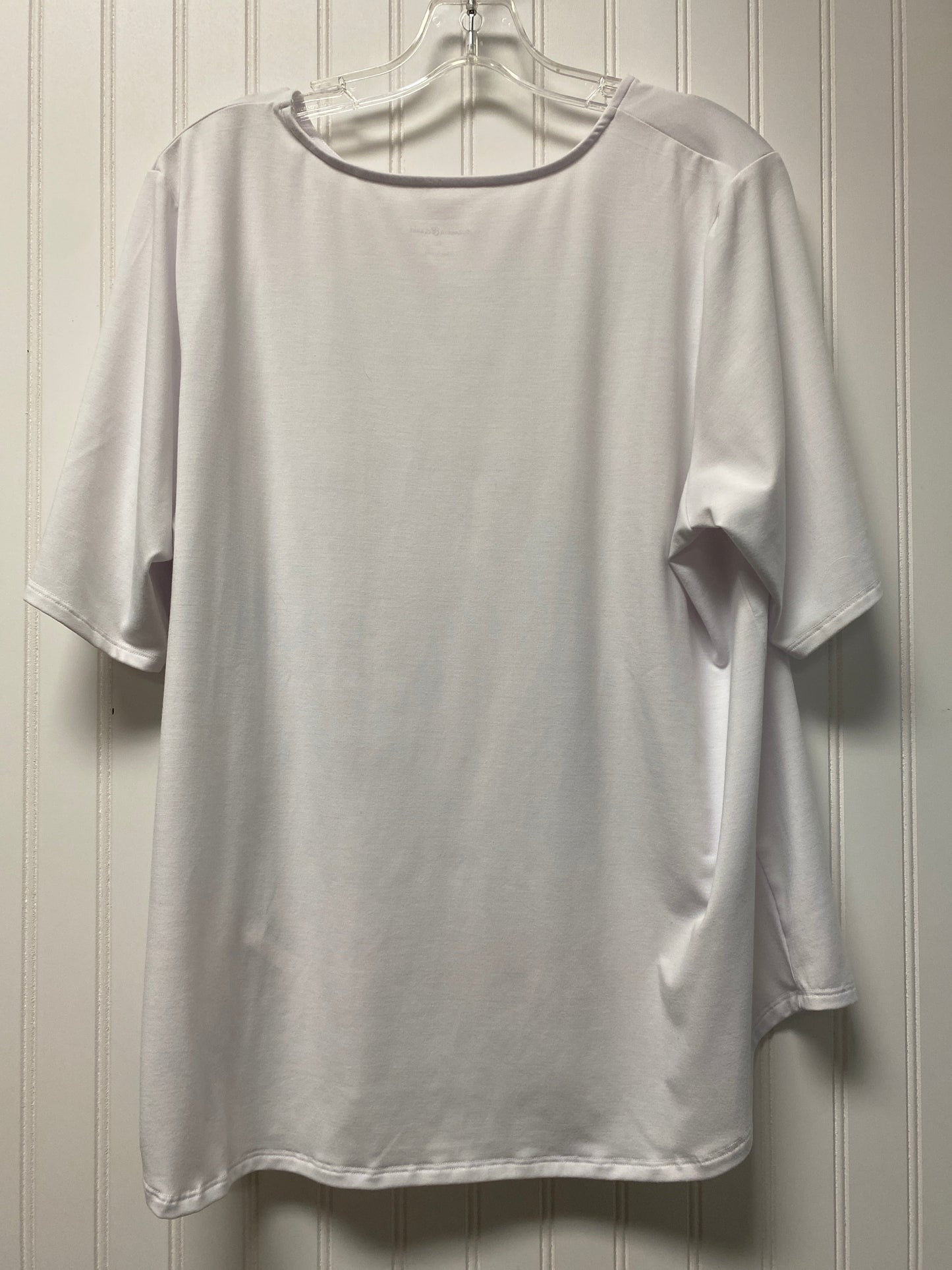 White Top Short Sleeve Basic Clothes Mentor, Size Xl