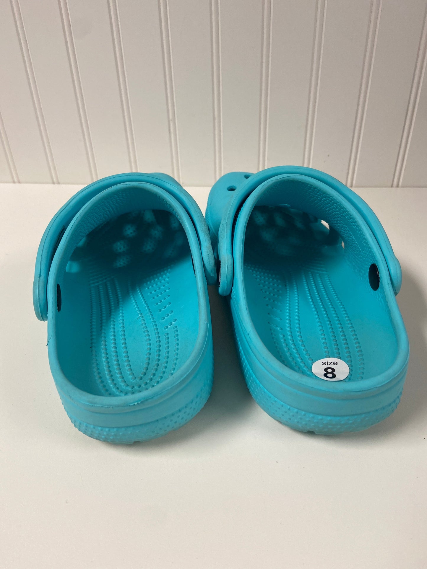 Aqua Shoes Flats Crocs, Size 8