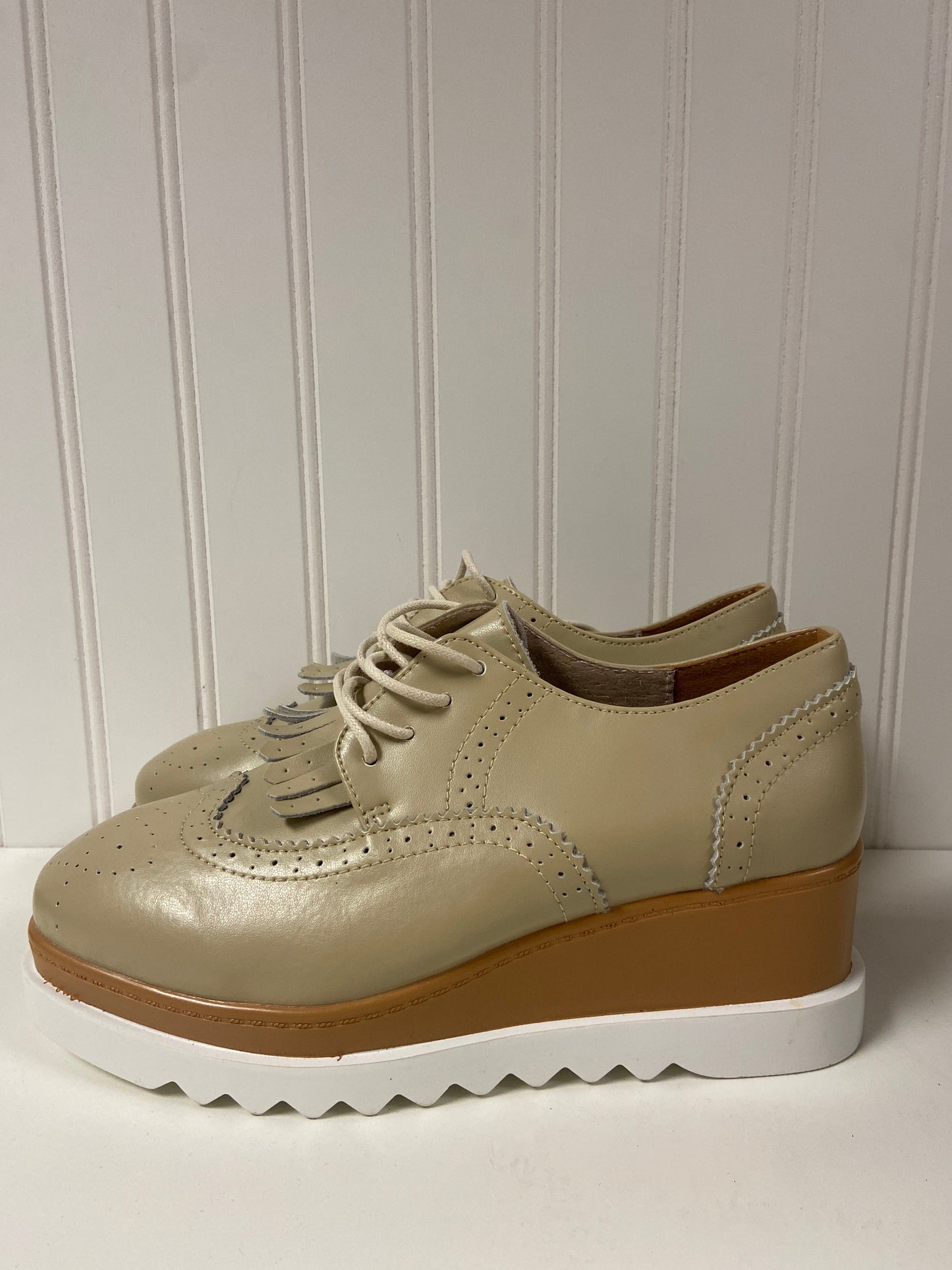 Beige Shoes Heels Platform Clothes Mentor, Size 9.5