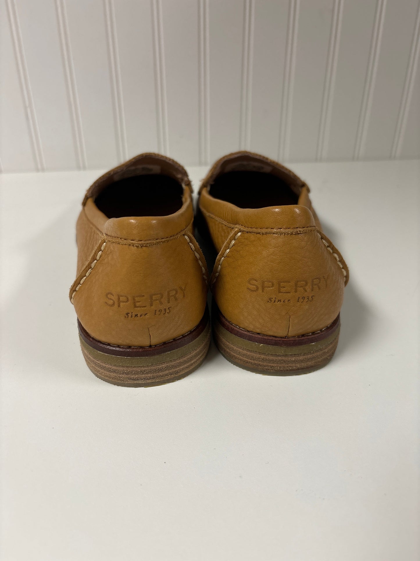 Tan Shoes Flats Sperry, Size 9