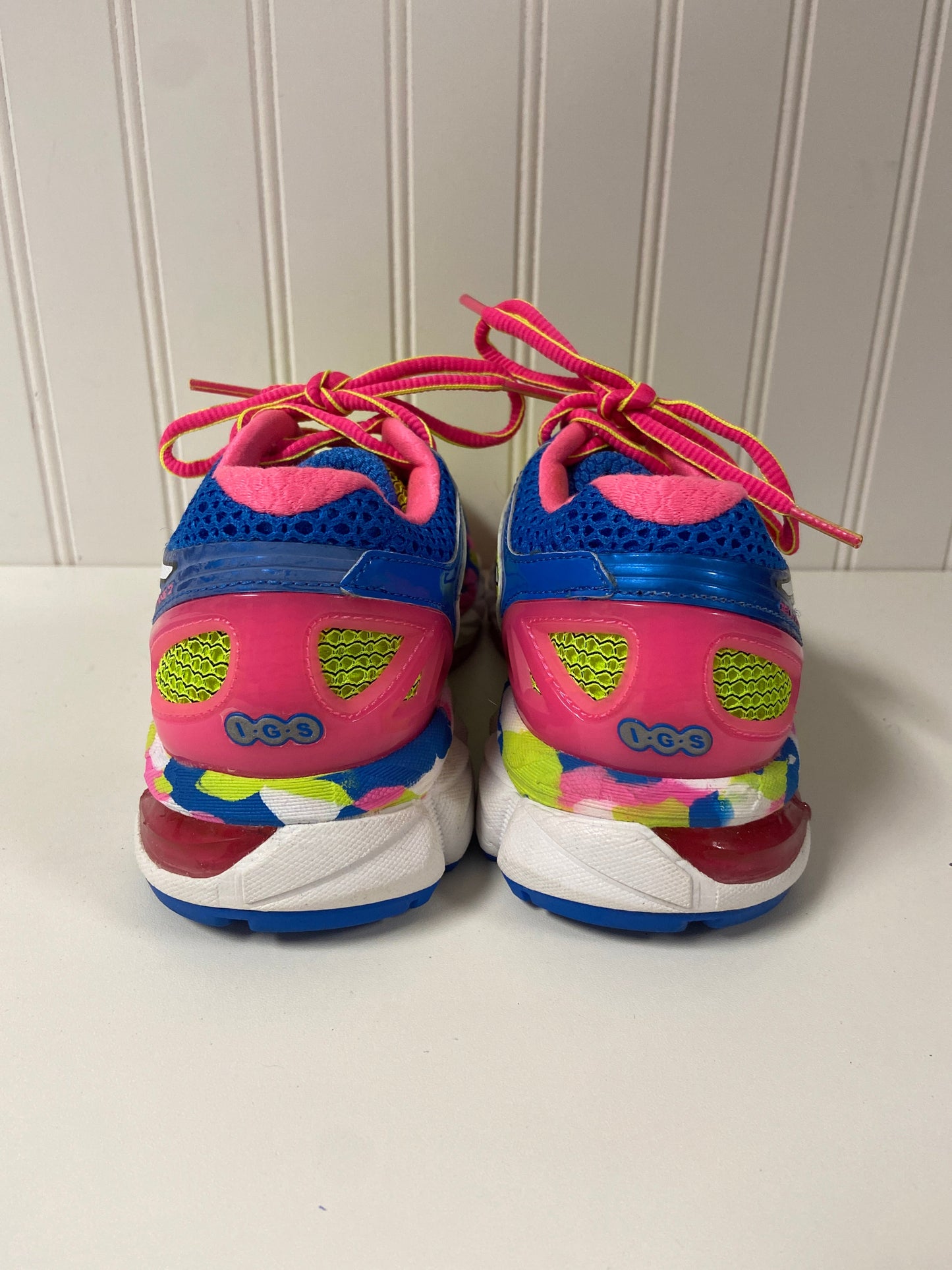 Shoes Athletic By Asics In Multi-colored, Size: 6