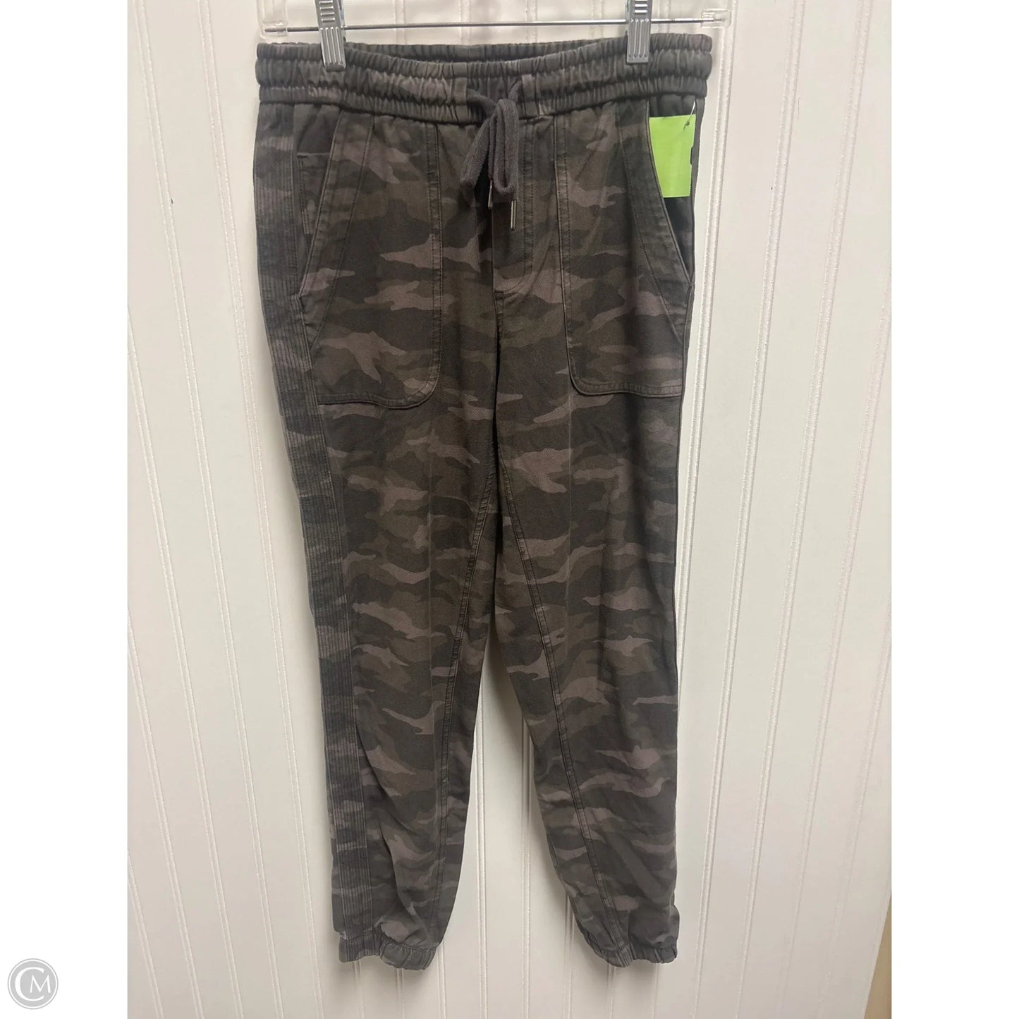 Athletic Pants By Athleta In Camouflage Print, Size: 2