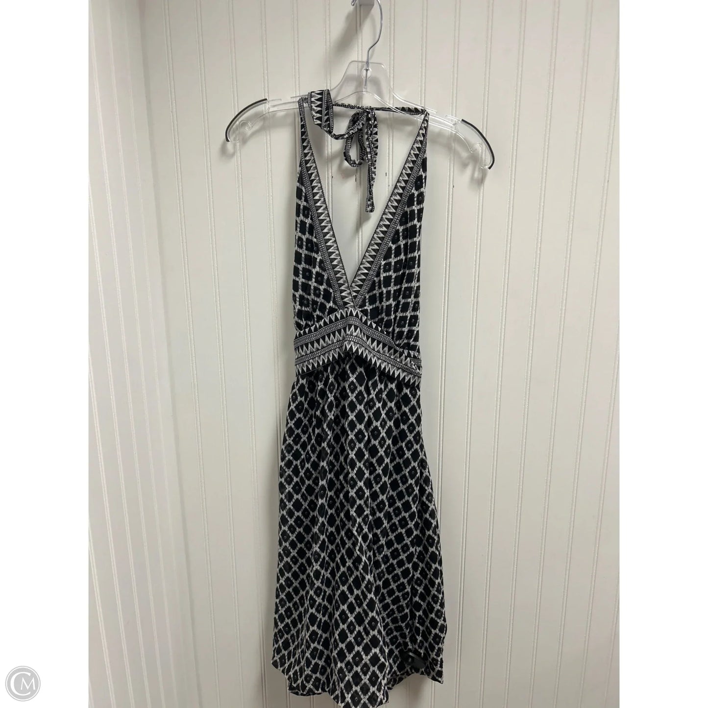 Dress Casual Short By Bcbgmaxazria In Black & White, Size: M