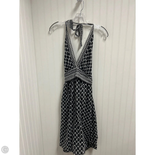 Dress Casual Short By Bcbgmaxazria In Black & White, Size: M