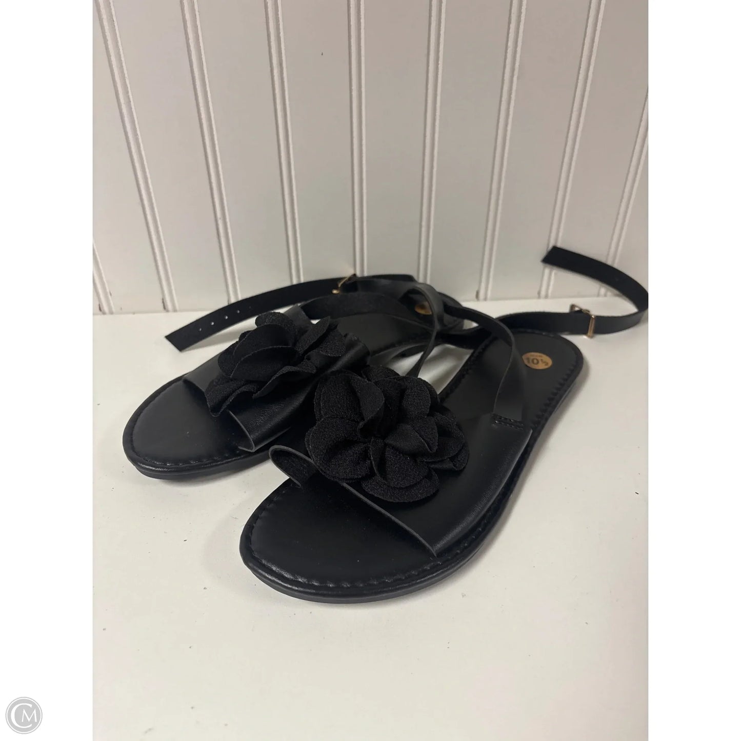 Sandals Flats By Clothes Mentor In Red, Size: 10.5