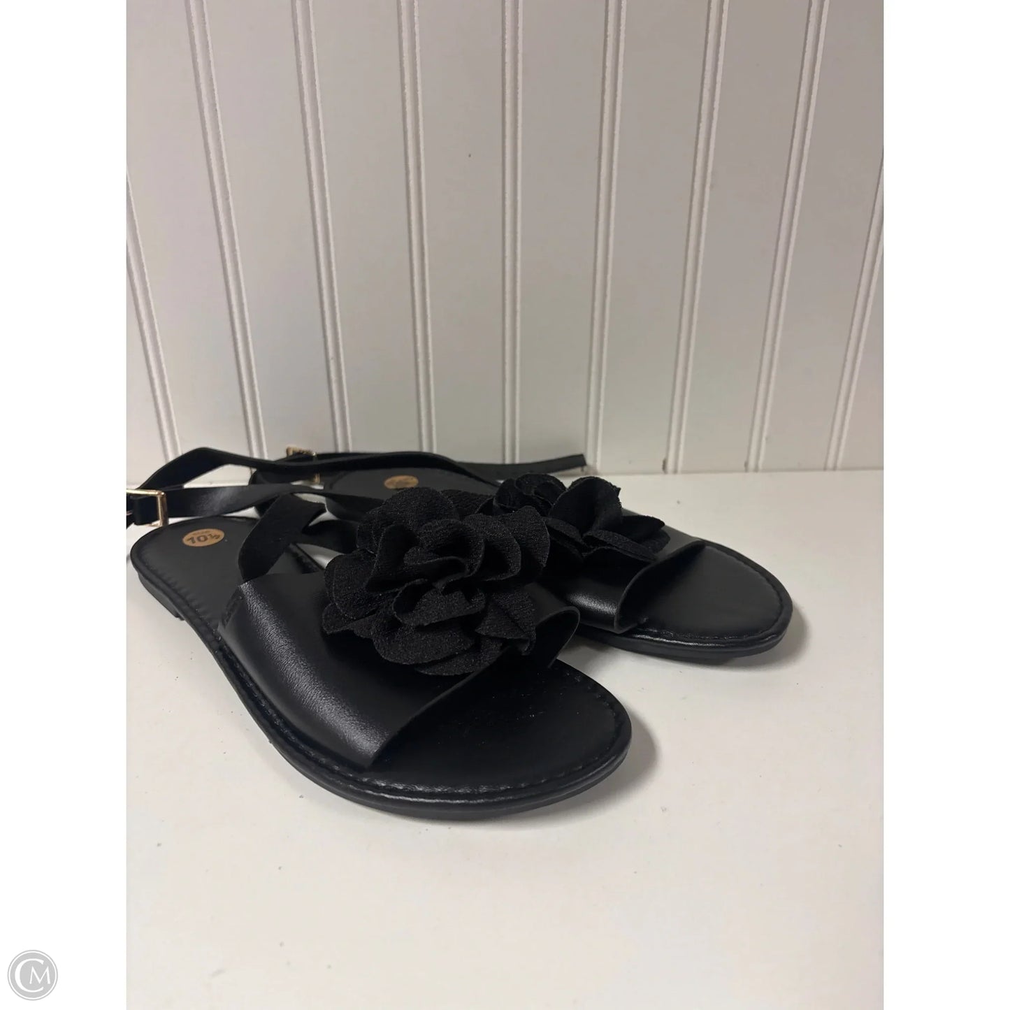 Sandals Flats By Clothes Mentor In Red, Size: 10.5