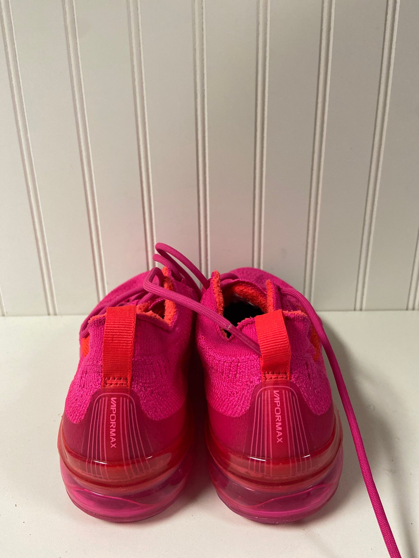 Pink Shoes Athletic Nike, Size 6