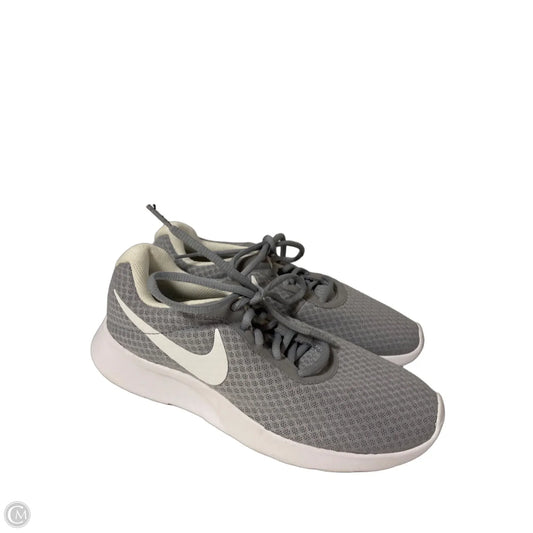 Shoes Athletic By Nike In Grey, Size: 7.5