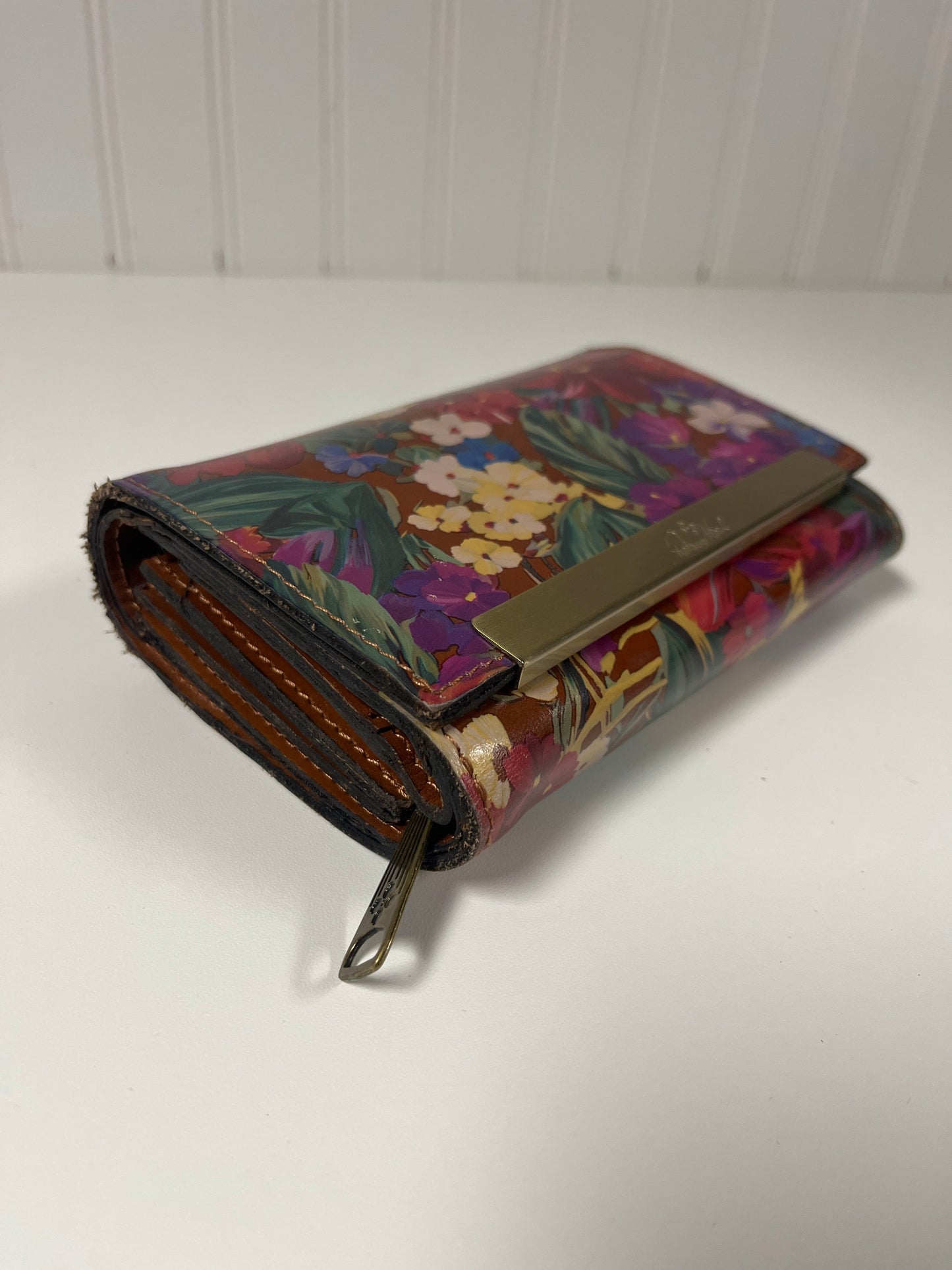 Wallet Designer By Patricia Nash, Size: Medium