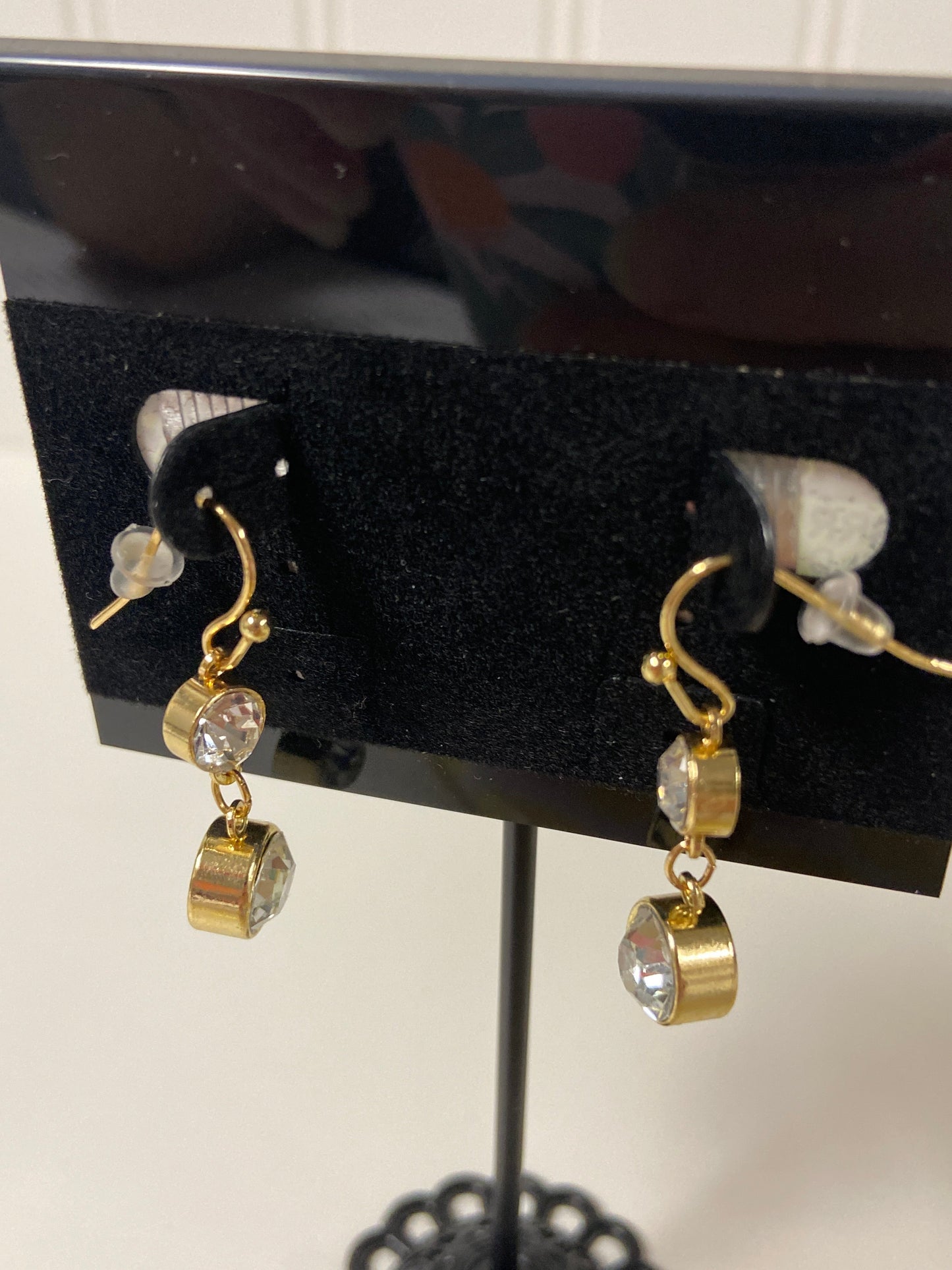 Earrings Dangle/drop By Clothes Mentor