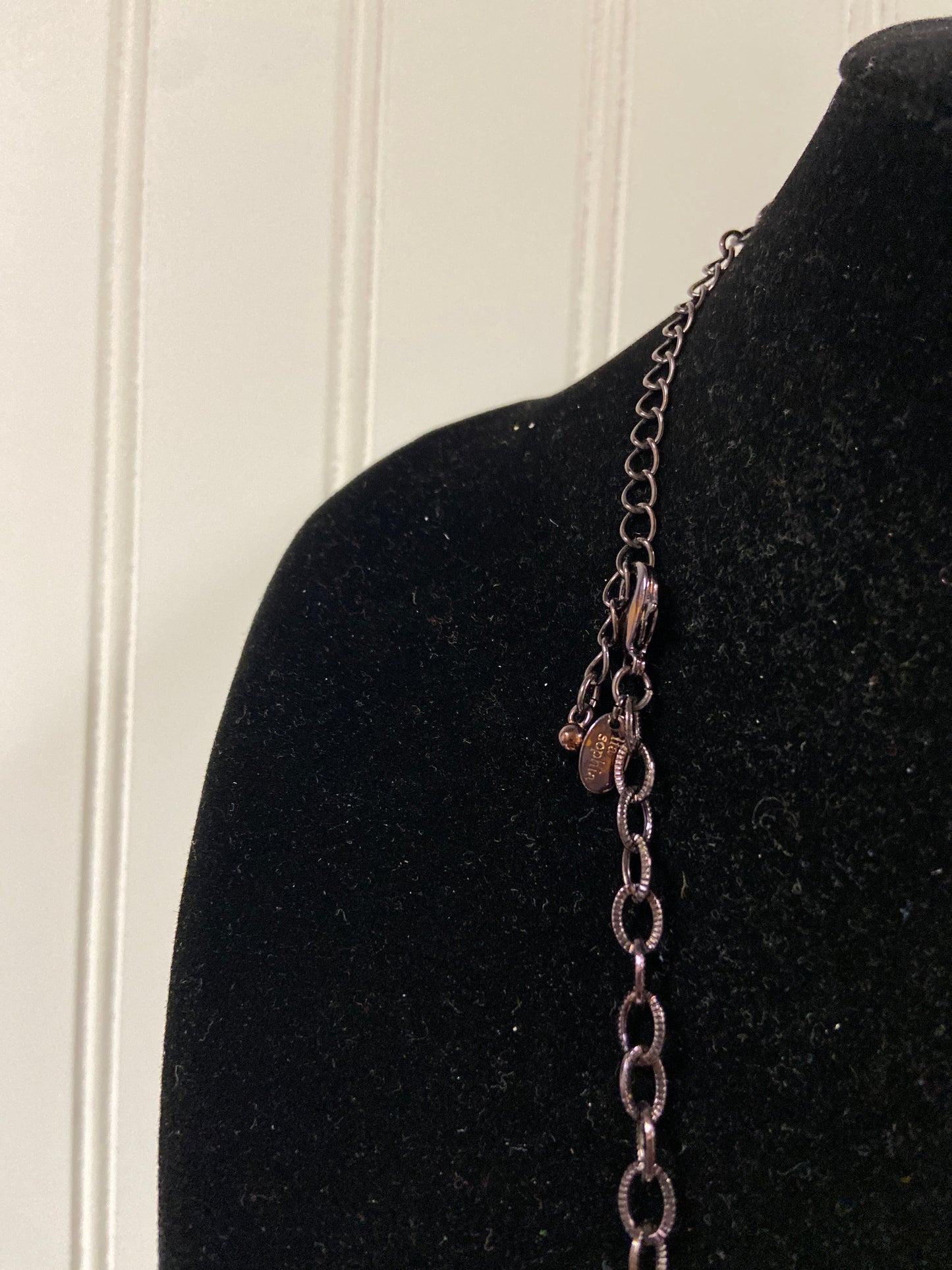 Purple Necklace Chain Clothes Mentor