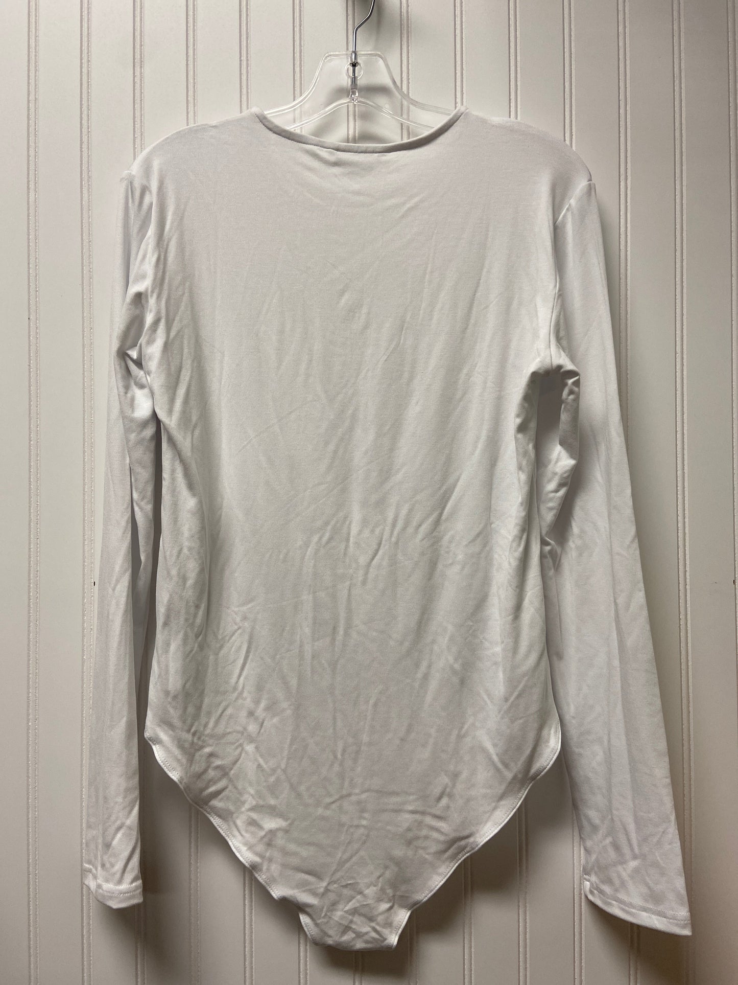 White Bodysuit Clothes Mentor, Size 1x