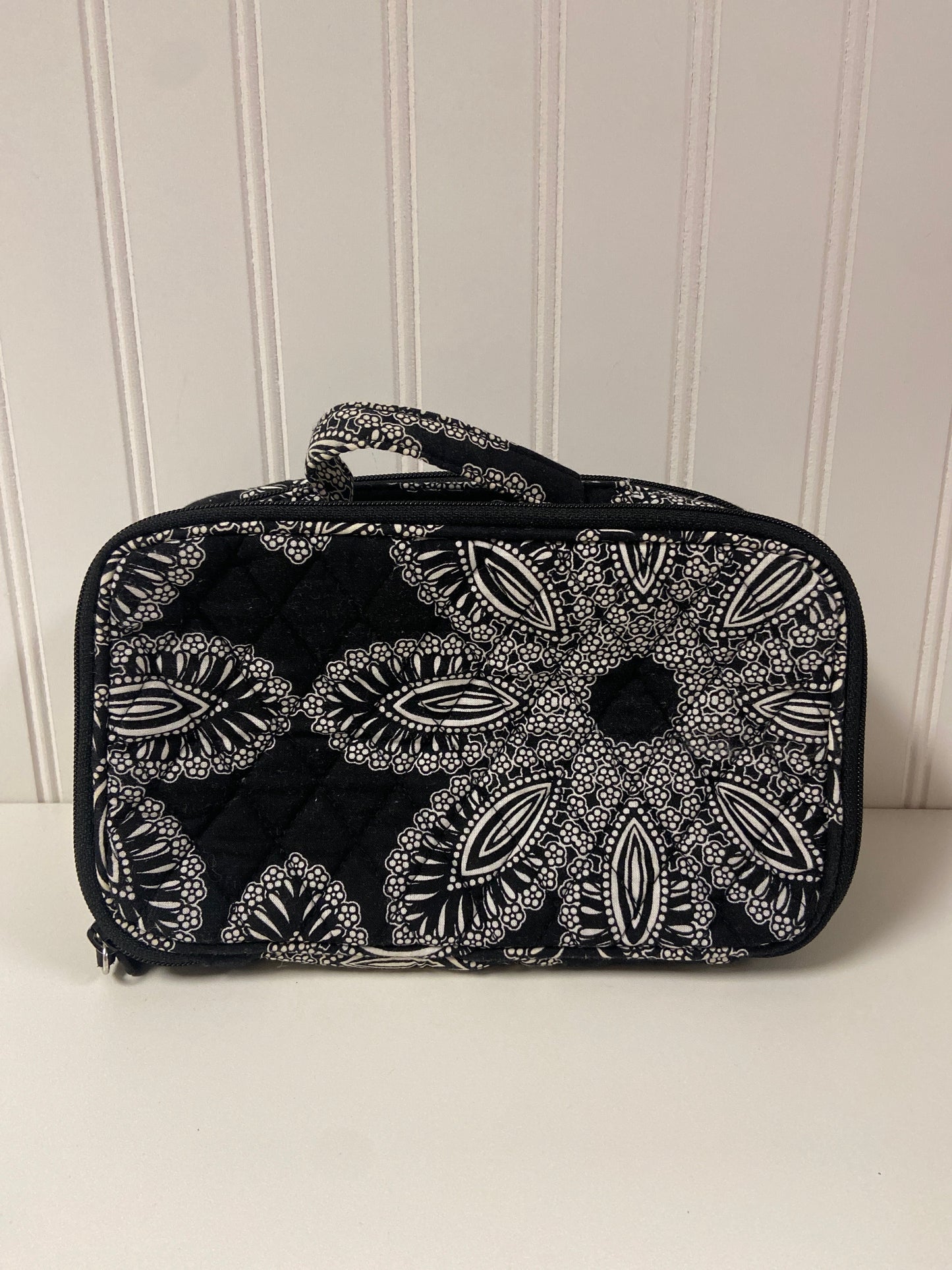 Makeup Bag Vera Bradley, Size Medium