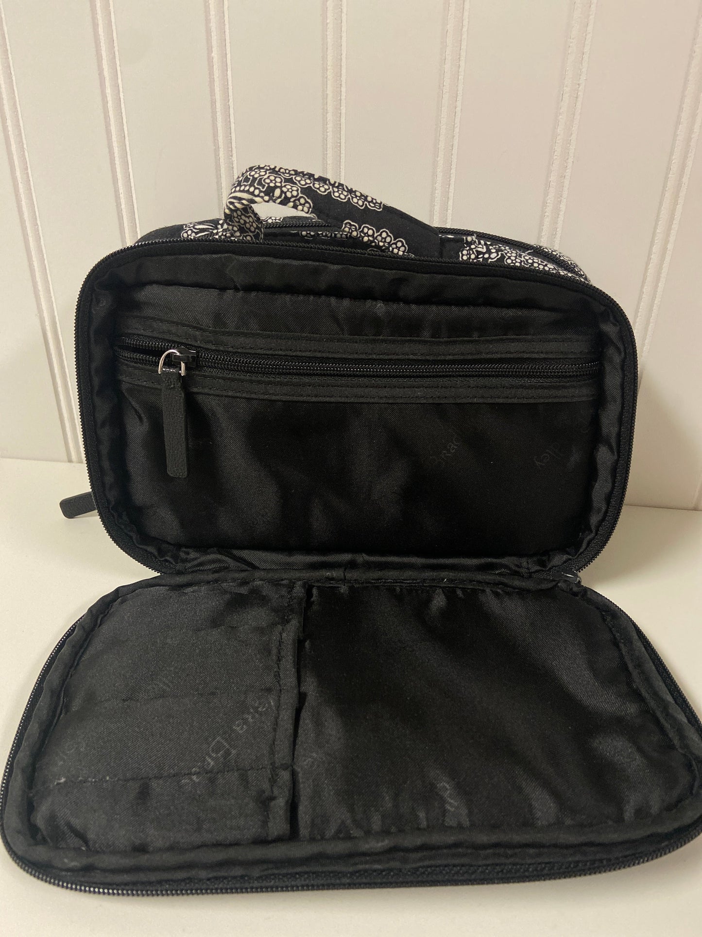 Makeup Bag Vera Bradley, Size Medium