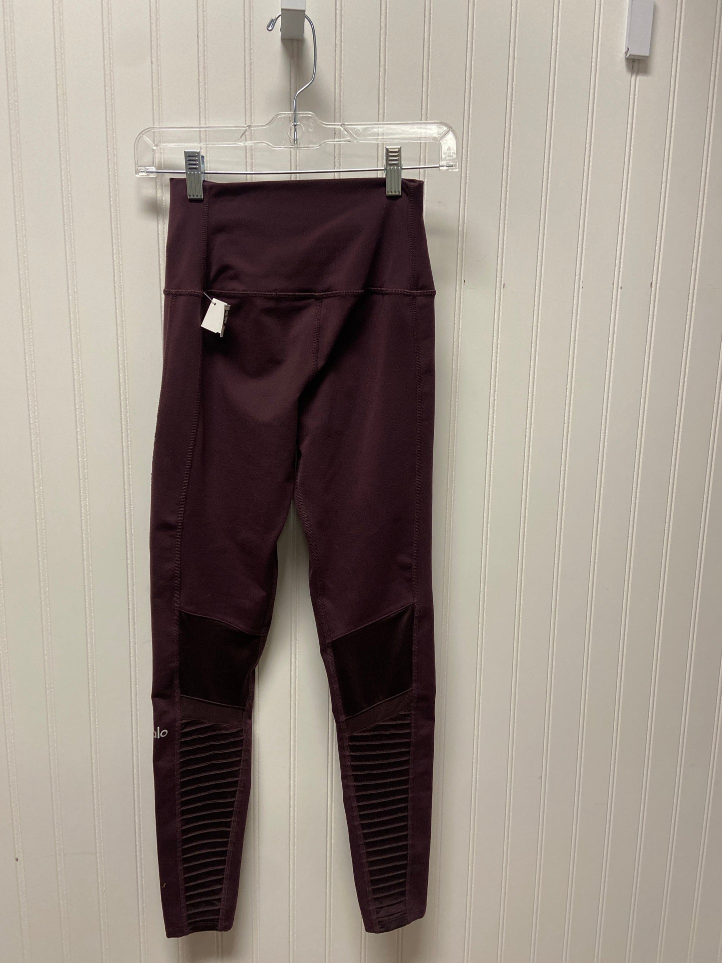 Athletic Leggings By Alo In Purple, Size: Xs