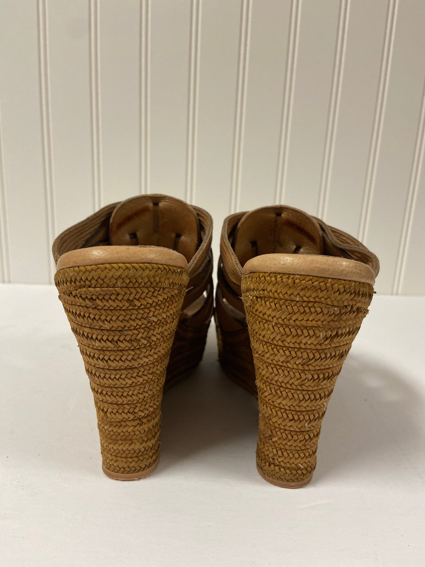Sandals Heels Wedge By Ugg  Size: 5.5