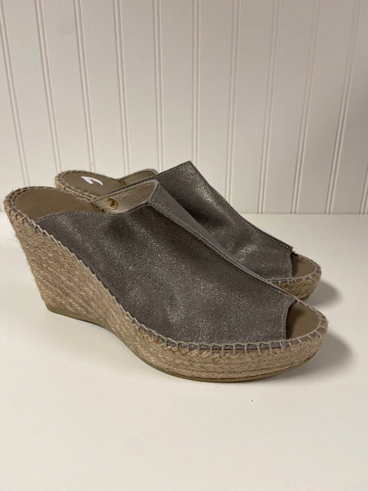 Sandals Heels Wedge By Clothes Mentor  Size: 9