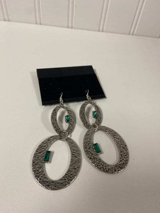 Earrings Dangle/drop Clothes Mentor