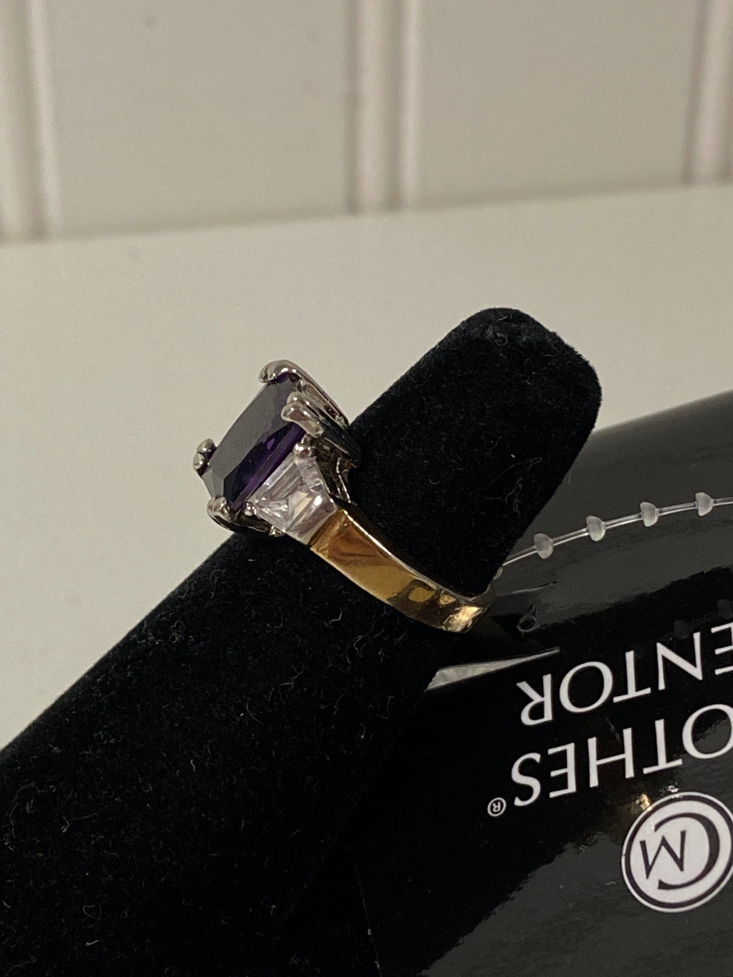 Ring Other Clothes Mentor, Size 5