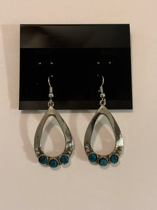 Earrings Dangle/drop Clothes Mentor