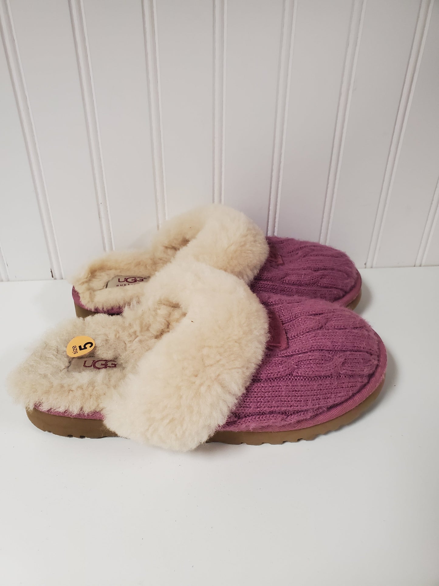 Slippers Designer By Ugg In Pink