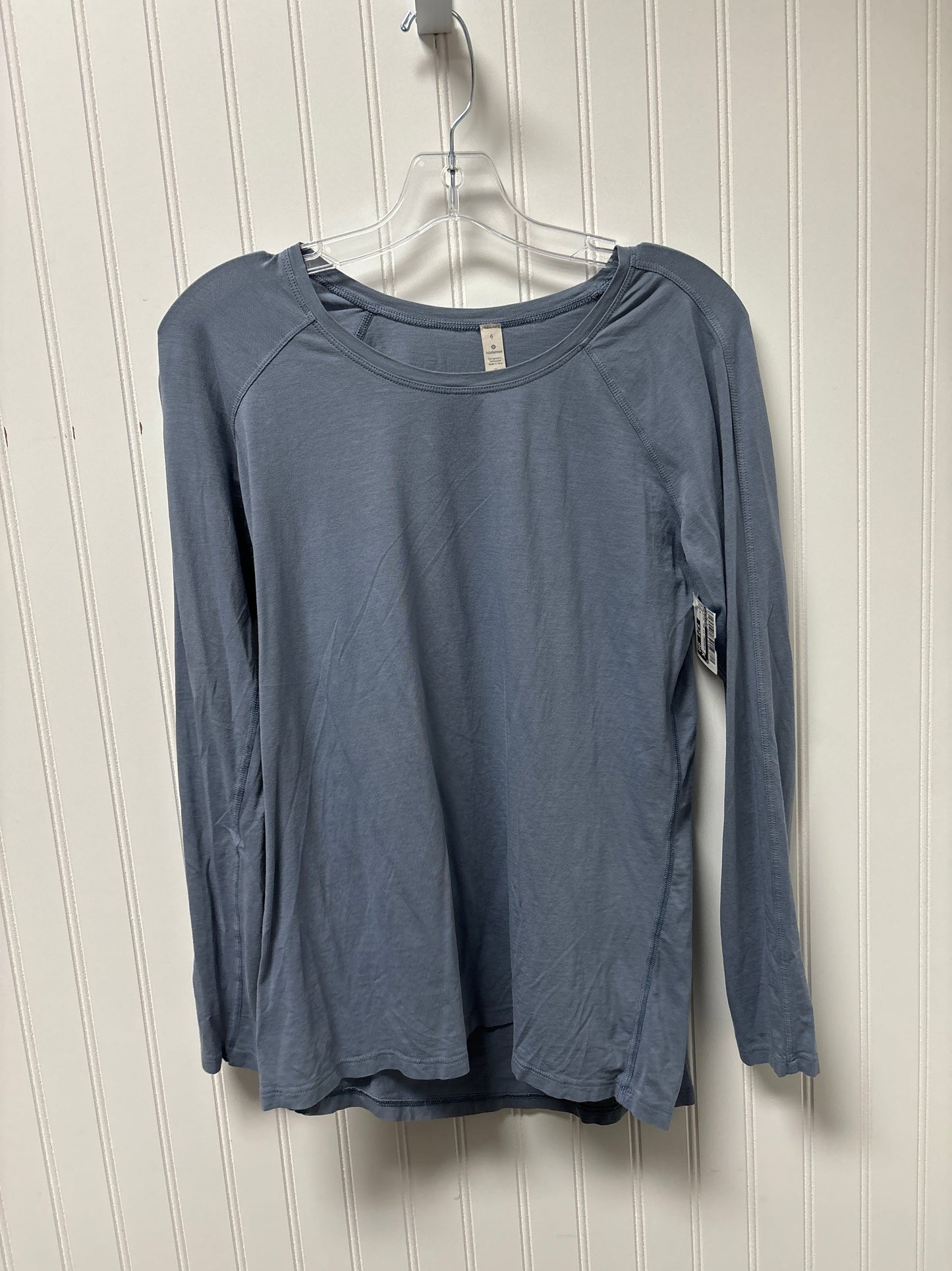 Athletic Top Long Sleeve Crewneck By Lululemon In Blue, Size: S