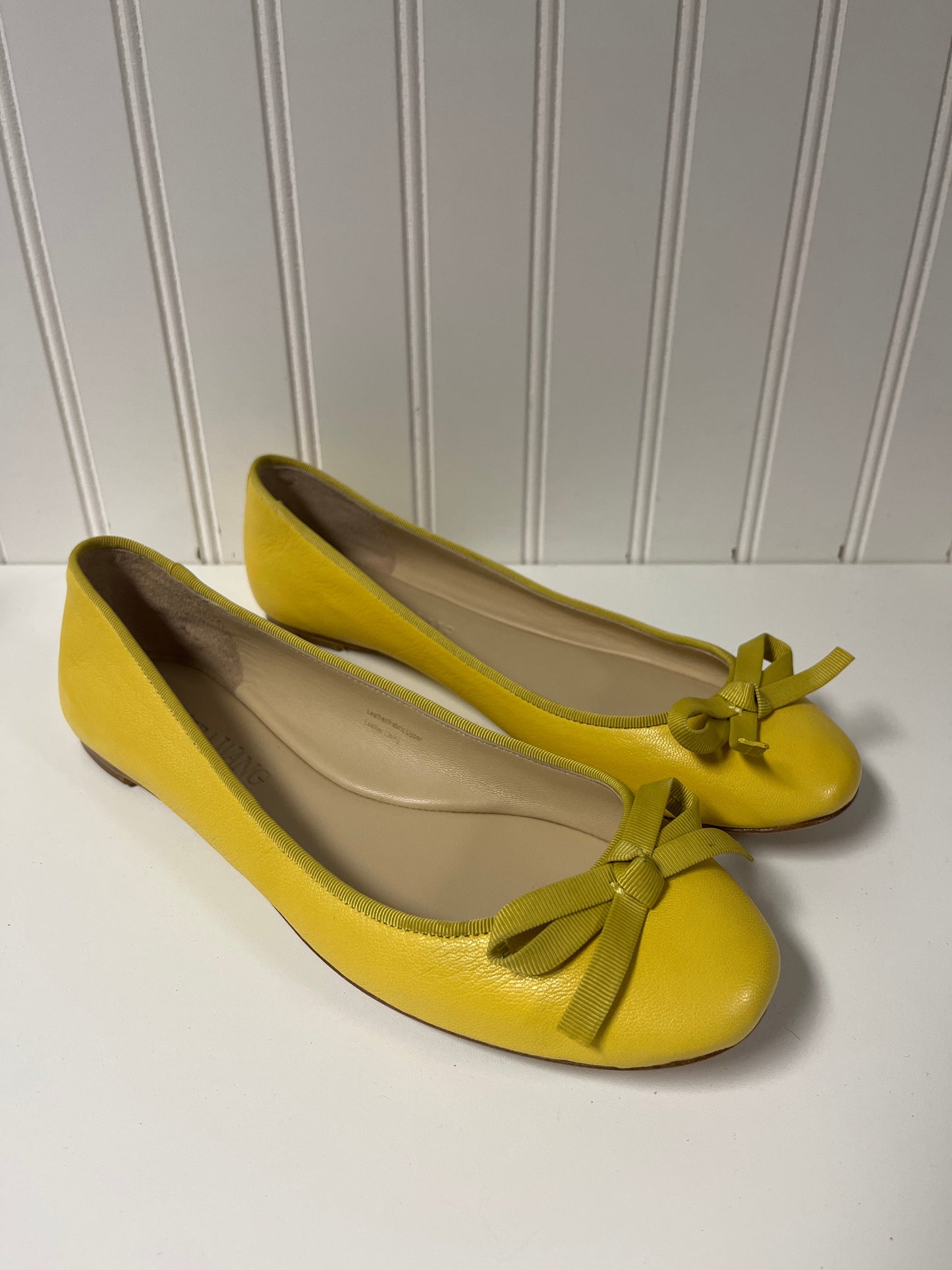 Shoes Designer By Vera Wang In Yellow, Size: 8.5