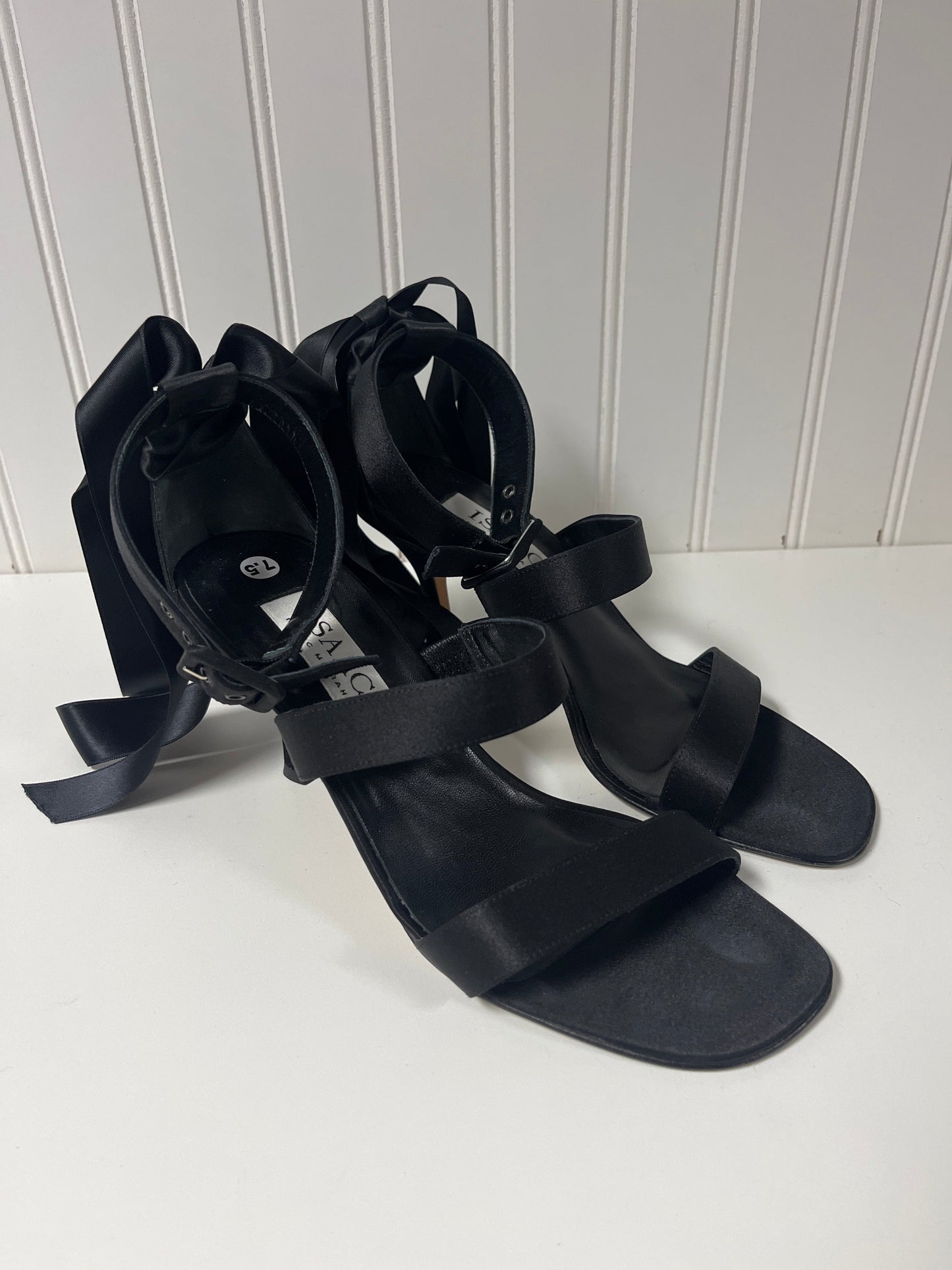 Sandals Heels Kitten By Isaac Mizrahi In Black, Size: 7.5