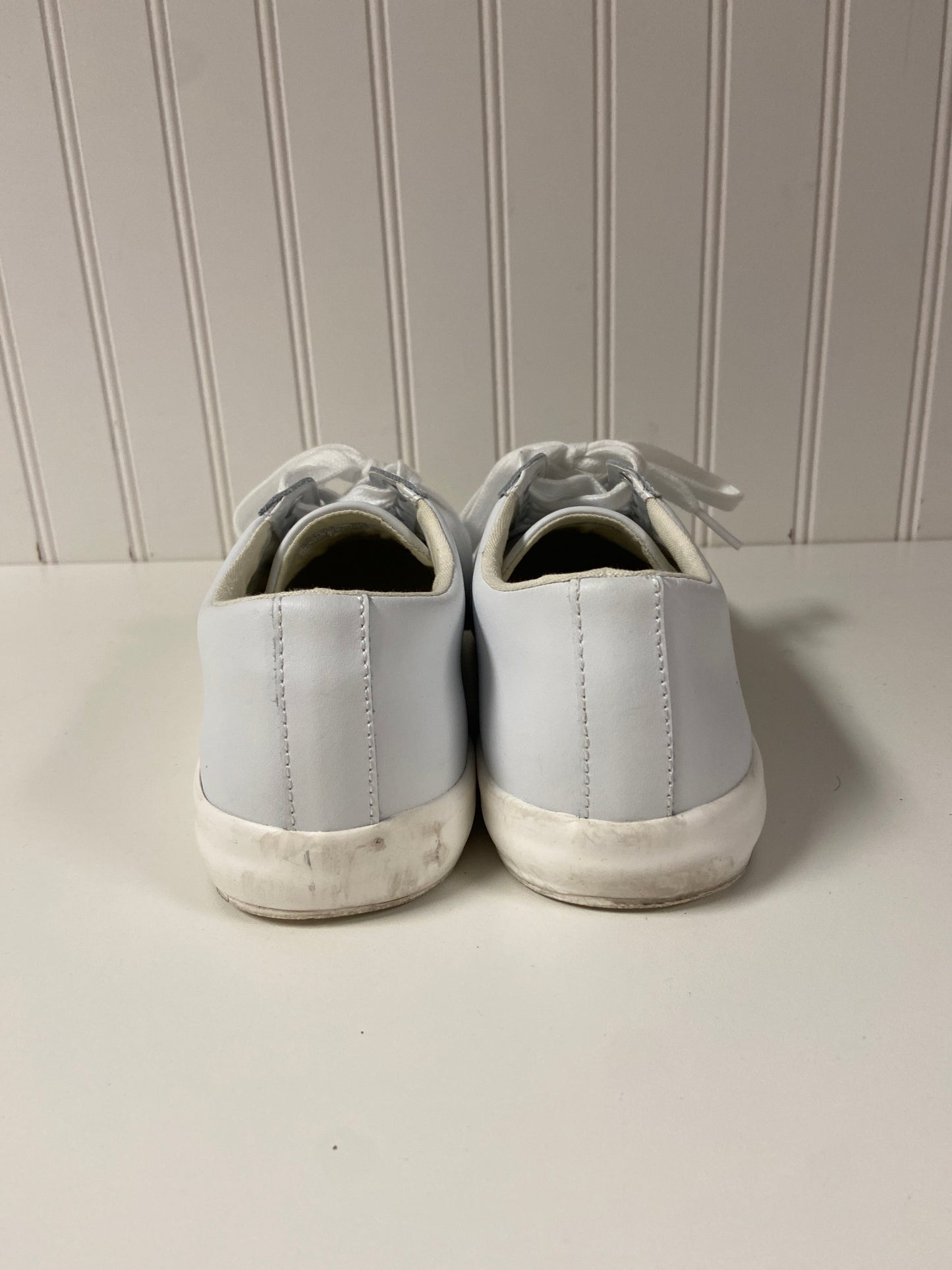 Shoes Sneakers By Ralph Lauren In White, Size: 7.5