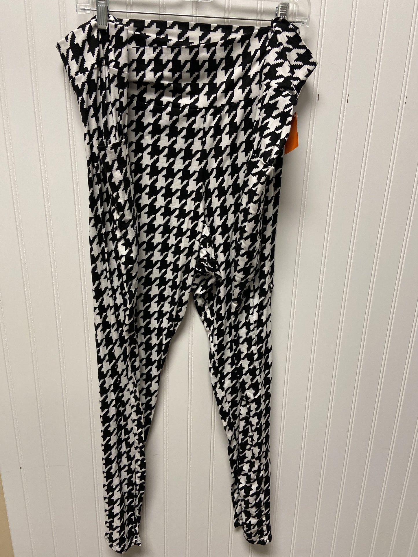 Pants Leggings By Clothes Mentor  Size: 4x