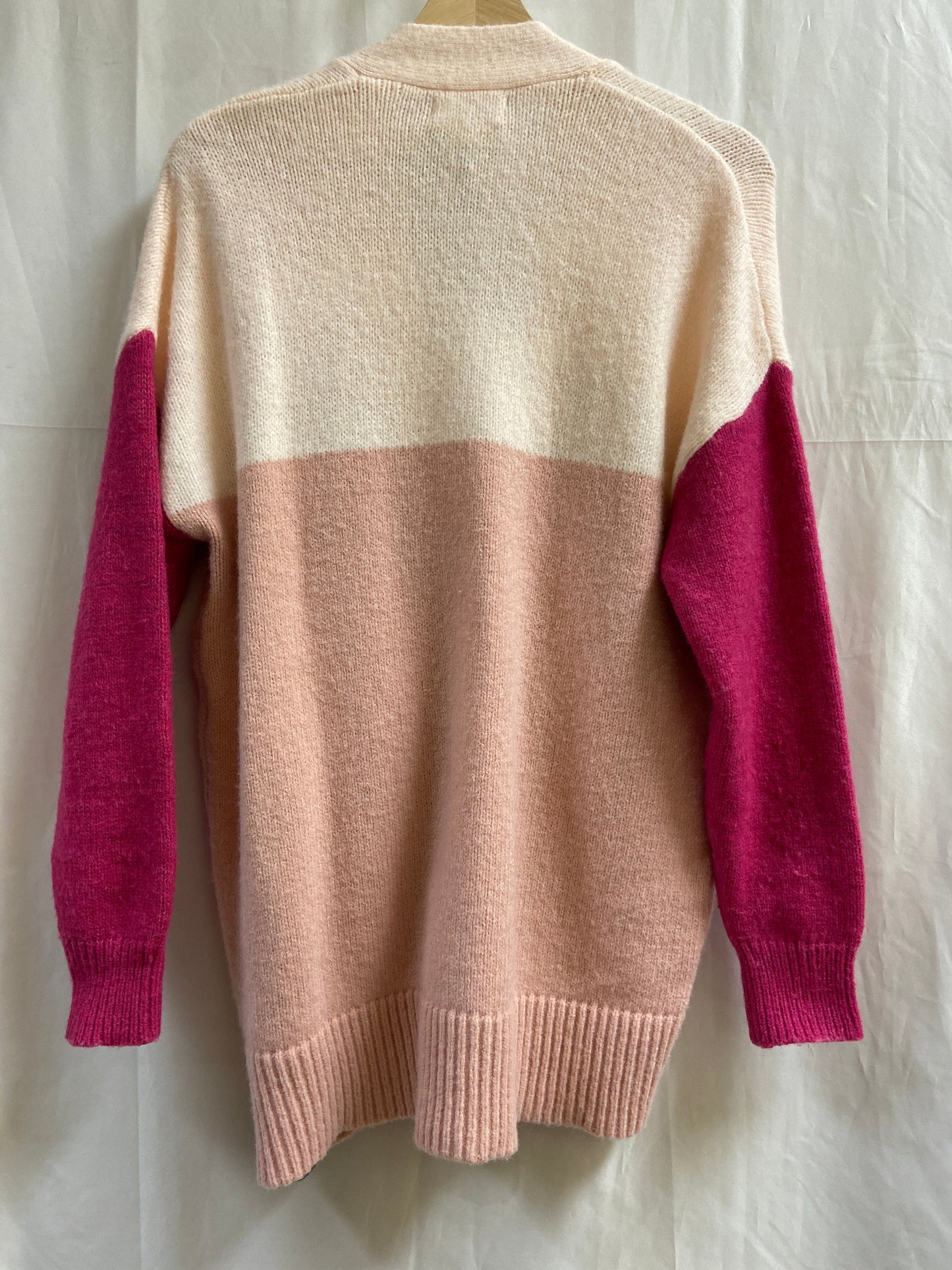 Sweater Cardigan By Clothes Mentor  Size: S