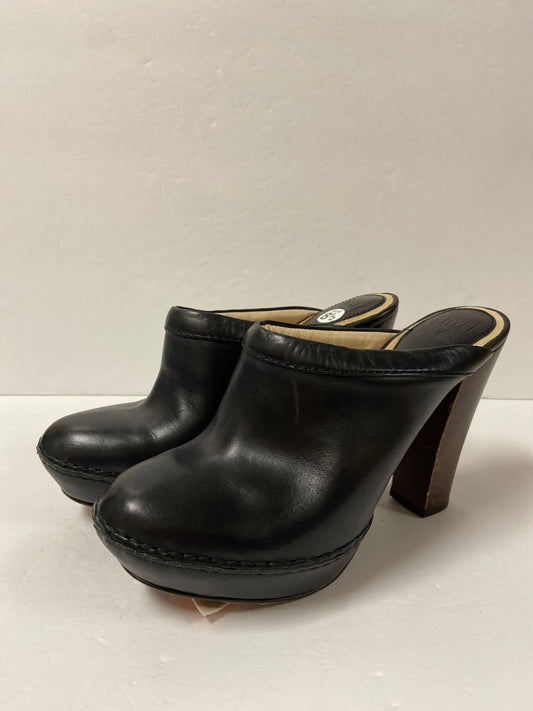 Shoes Designer By Frye  Size: 8.5