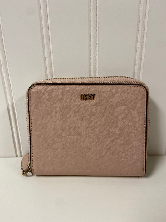 Wallet Dkny, Size Medium