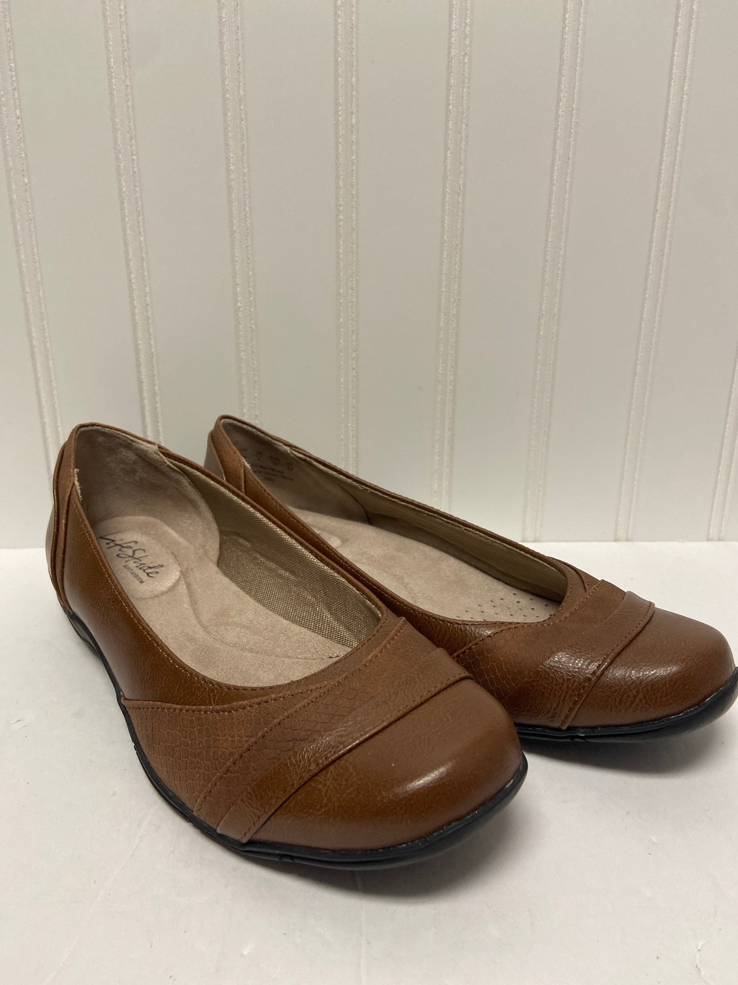 Shoes Flats By Life Stride  Size: 7