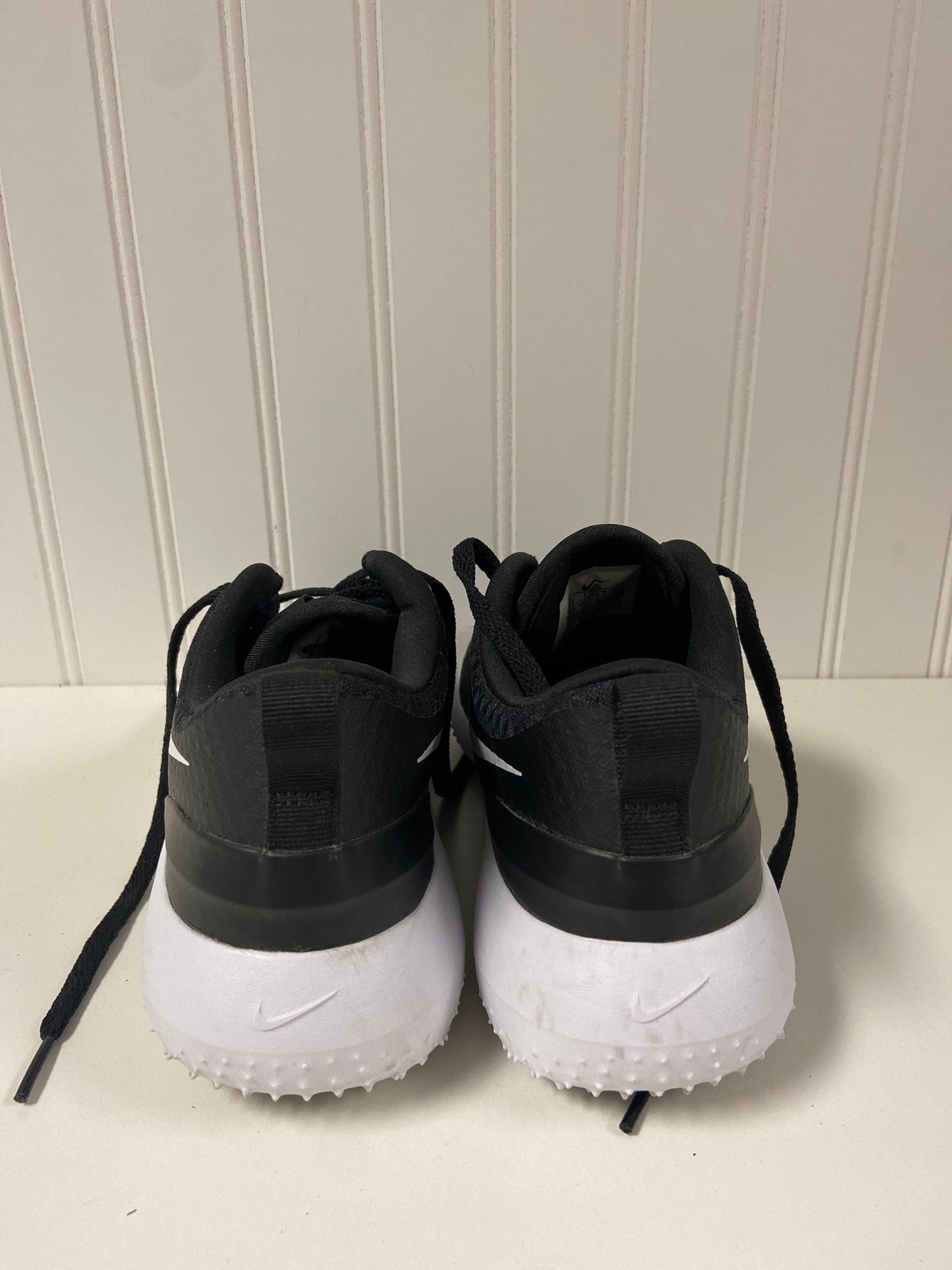 Black & White Shoes Athletic Nike, Size 6.5