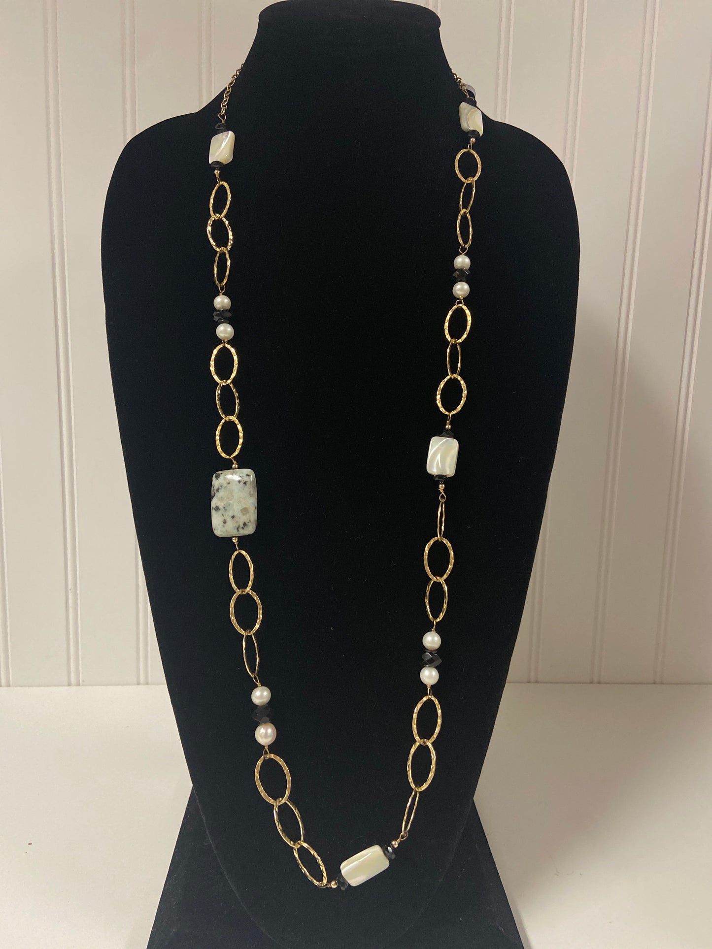 Necklace Chain Clothes Mentor