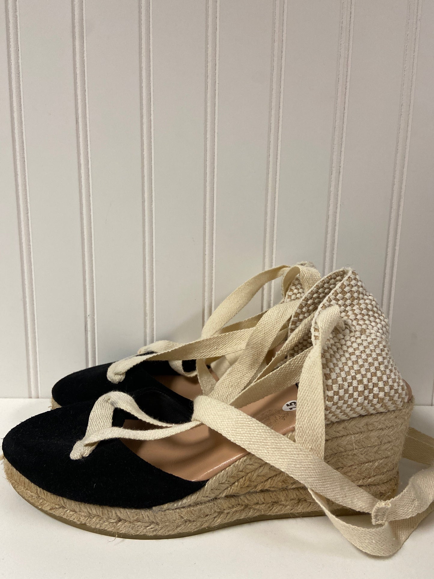 Black & Tan Sandals Heels Wedge Clothes Mentor, Size 7.5