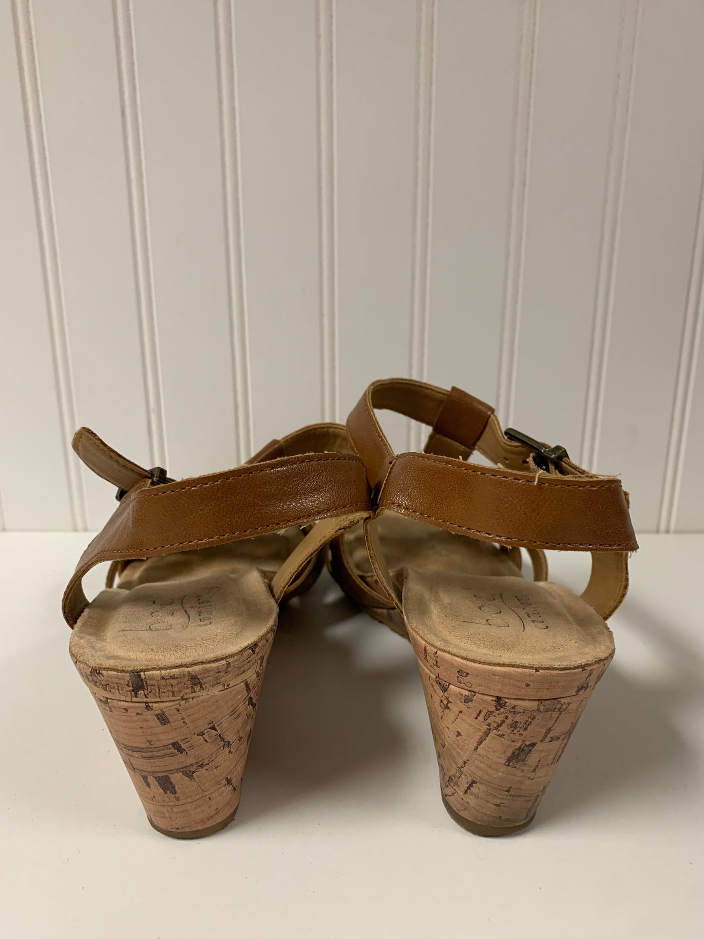 Brown Sandals Heels Wedge Boc, Size 10
