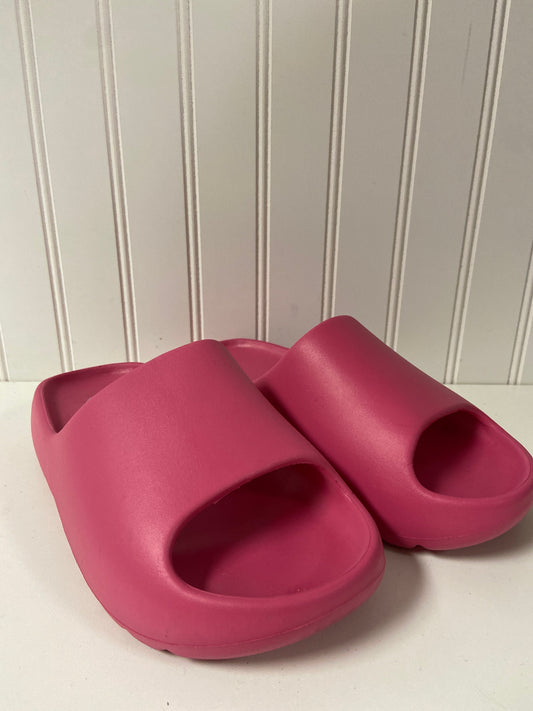 Pink Sandals Flats Clothes Mentor, Size 6