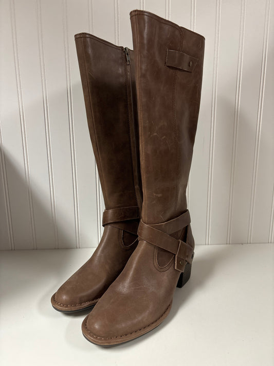 Brown Boots Designer Ugg, Size 7.5