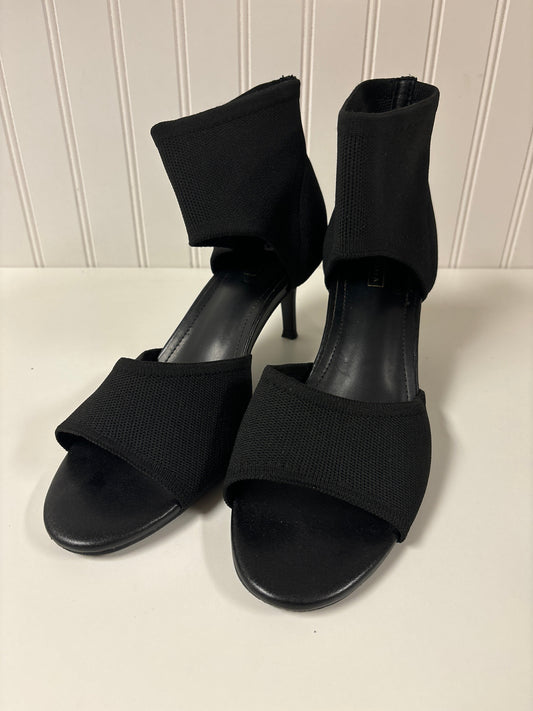 Sandals Heels Kitten By Clothes Mentor In Black, Size: 10